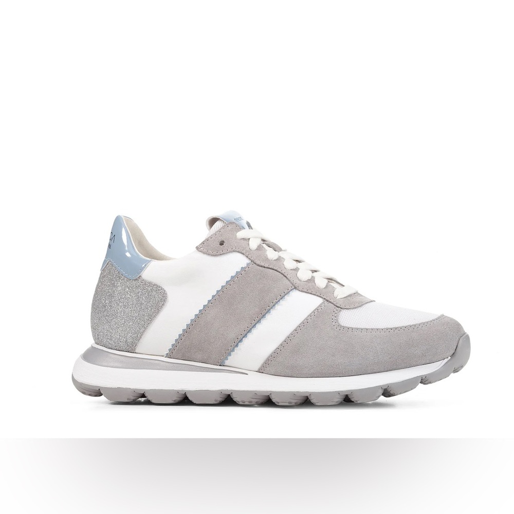 NWOT GEOX D SPHERICA VSERIES Super Cushion Sneakers Size 8